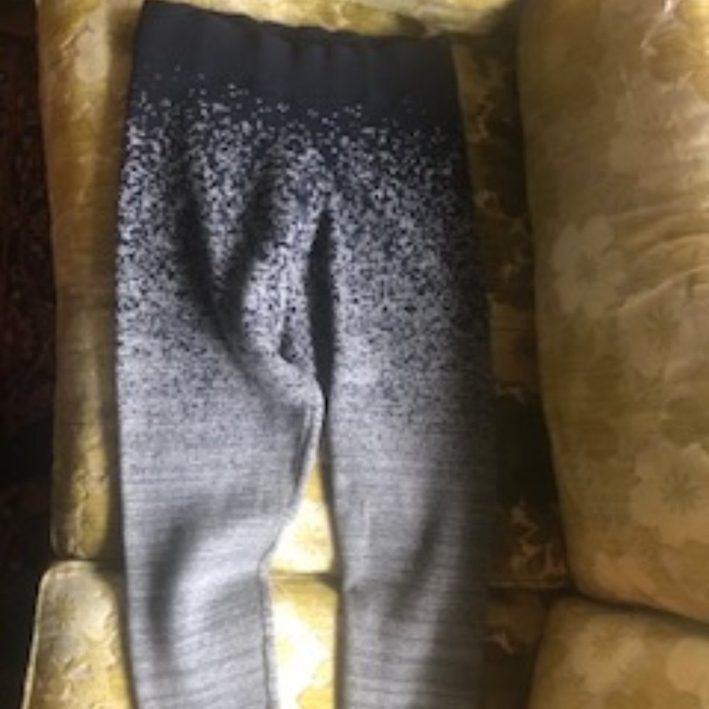 United By Blue Women's Medium sweater leggings